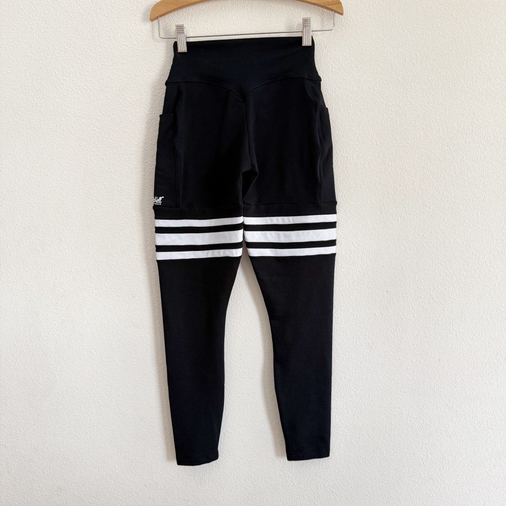 Bombshell Sportswear Perform Thigh High Leggings Midnight Black Size XS - Picture 7 of 7